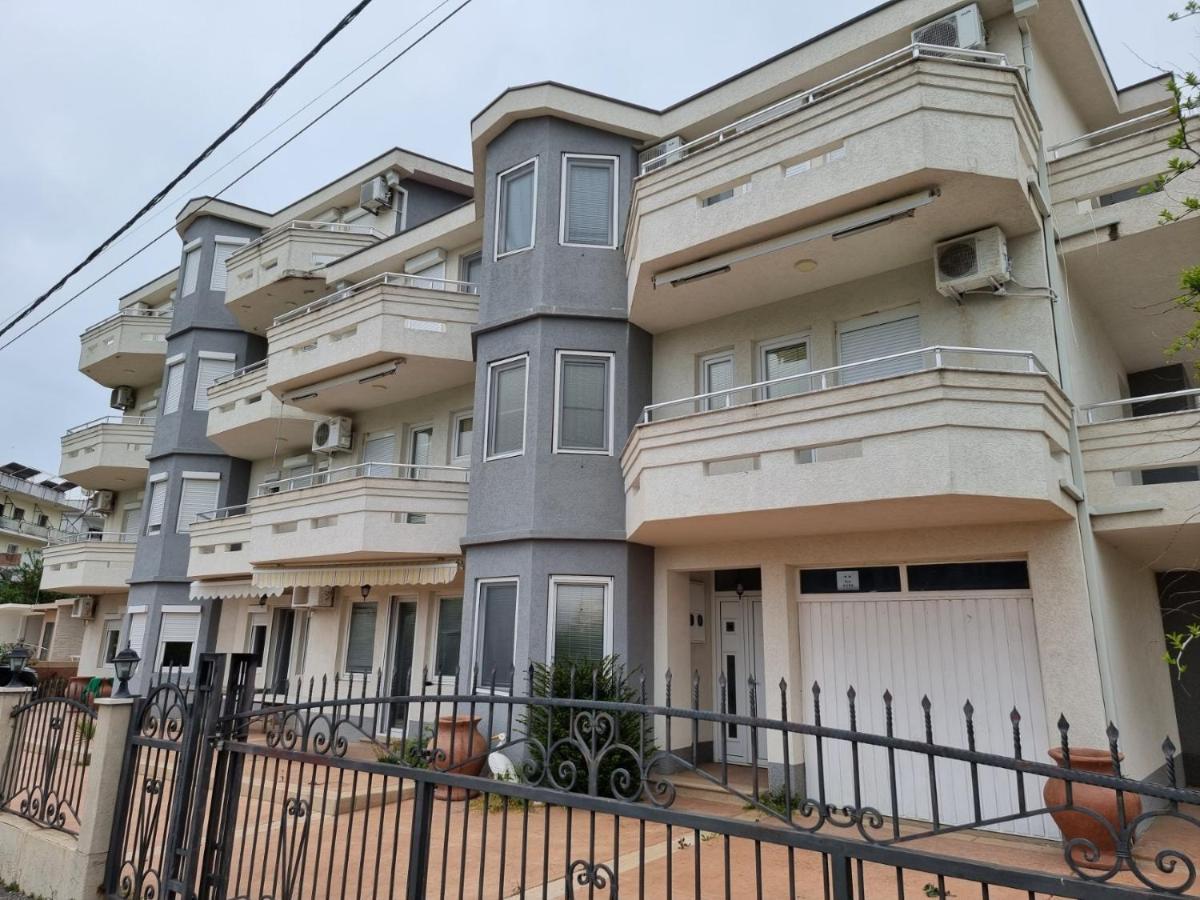 Il Freddo Apartments Улцин Екстериор снимка