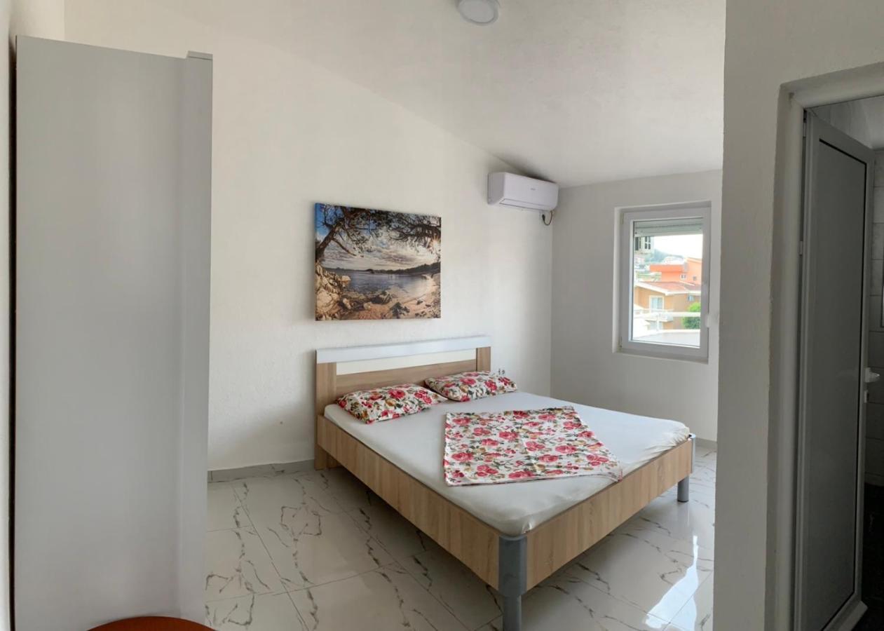 Il Freddo Apartments Улцин Екстериор снимка