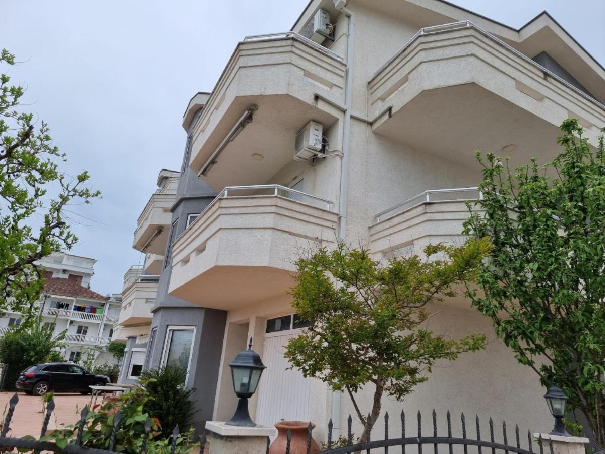 Il Freddo Apartments Улцин Екстериор снимка